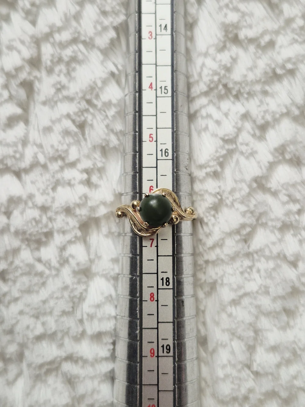 Vintage Gold Vermeil Green Nephrite Jade Cabochon Bypass Ring